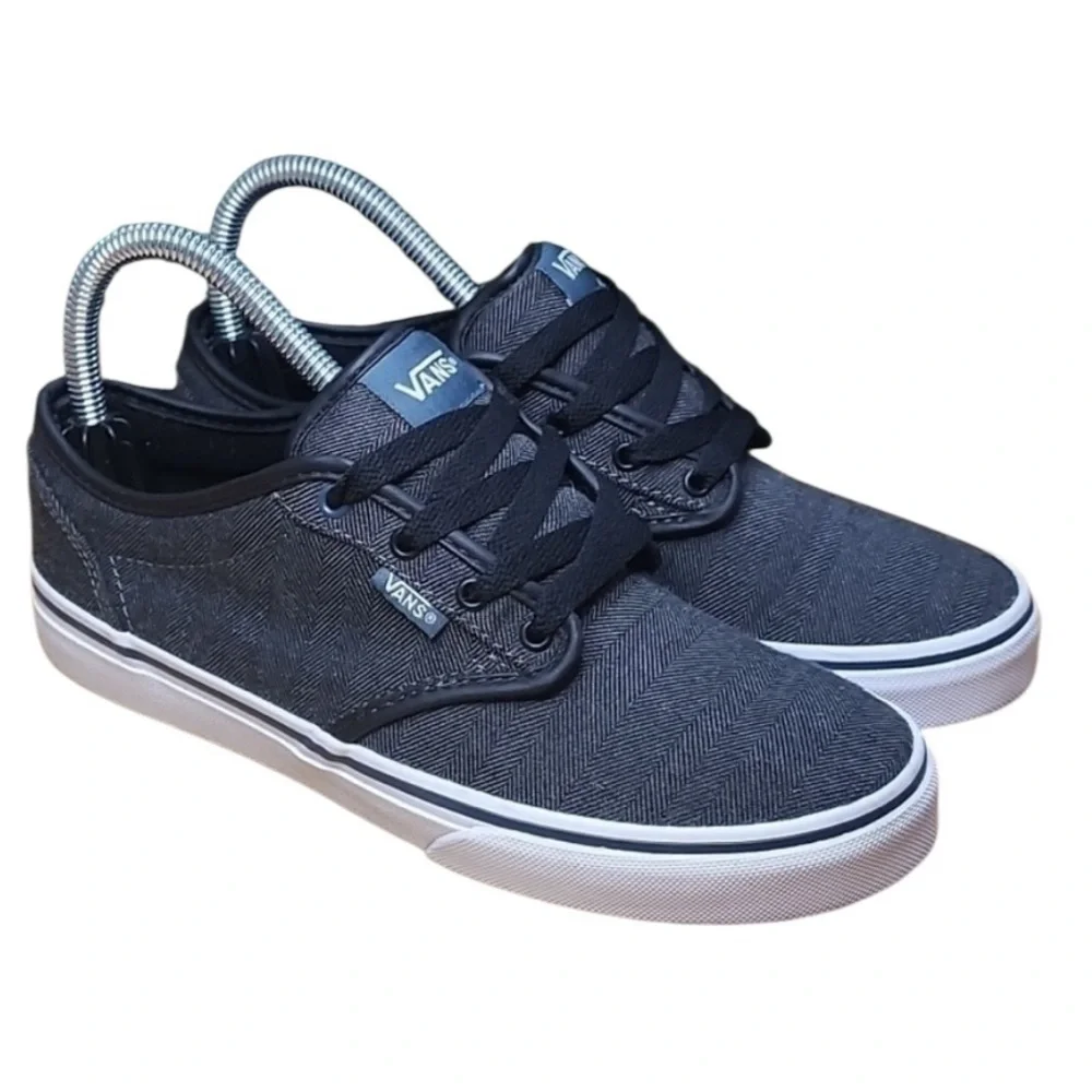 Vans Off‎ the Wall Charcoal Gray Lace Up Fabric Sneaker Youth Size 5